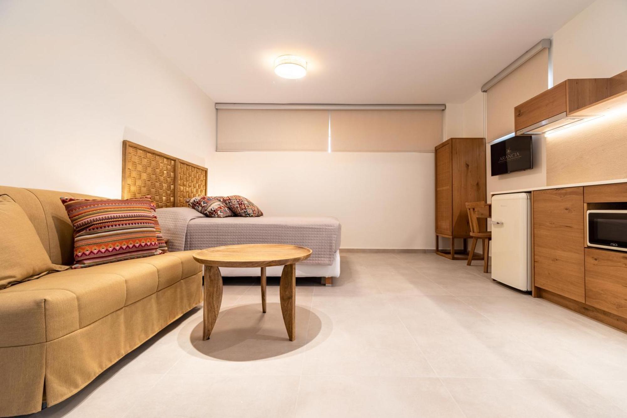 Arancia Elegant Rooms And Suites Tolón Dış mekan fotoğraf
