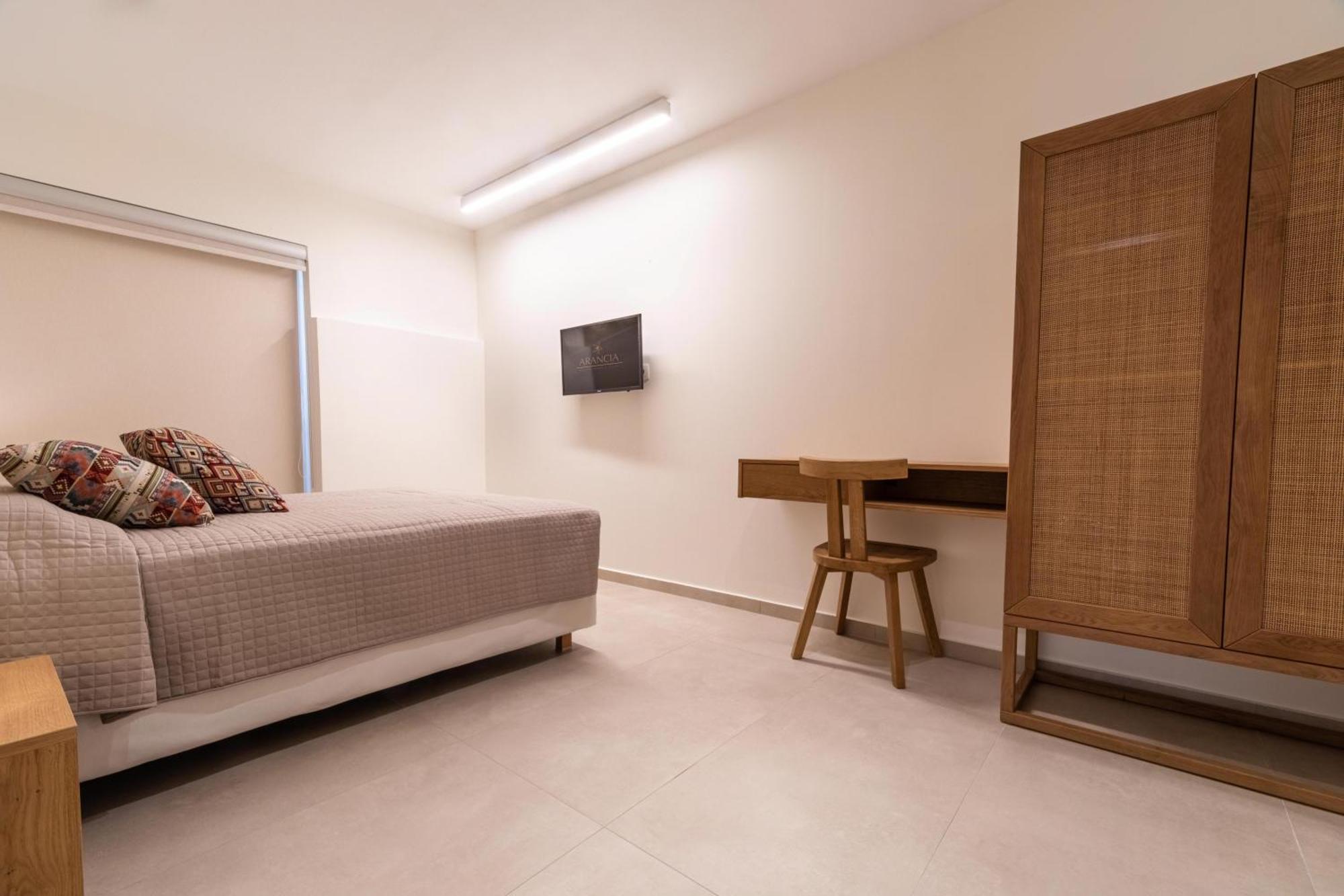 Arancia Elegant Rooms And Suites Tolón Dış mekan fotoğraf